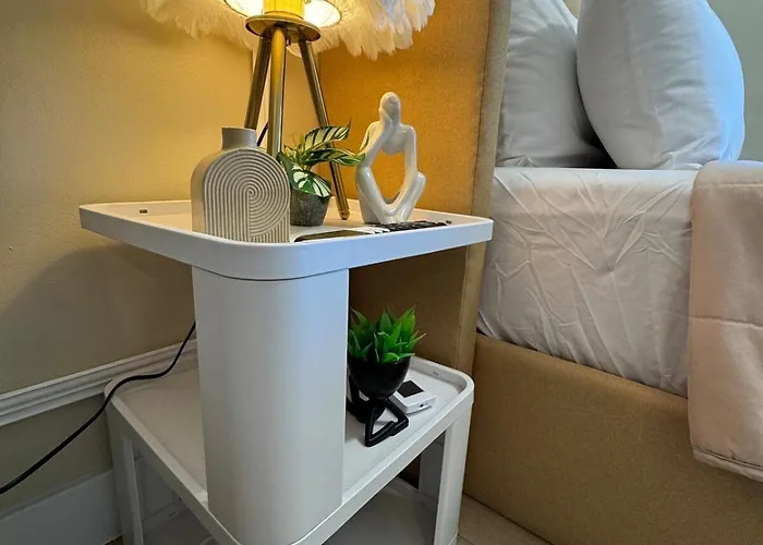 Apartment Cozy Near Venice Mall Netflix Wifi *