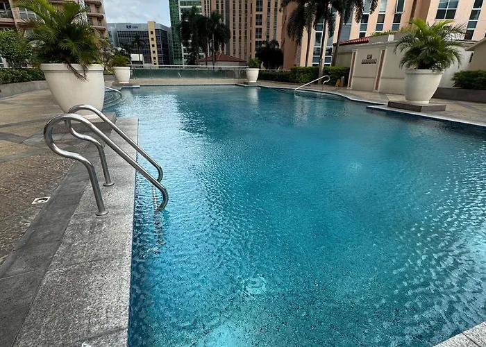 Cozy Near Venice Mall Netflix Wifi * Manila